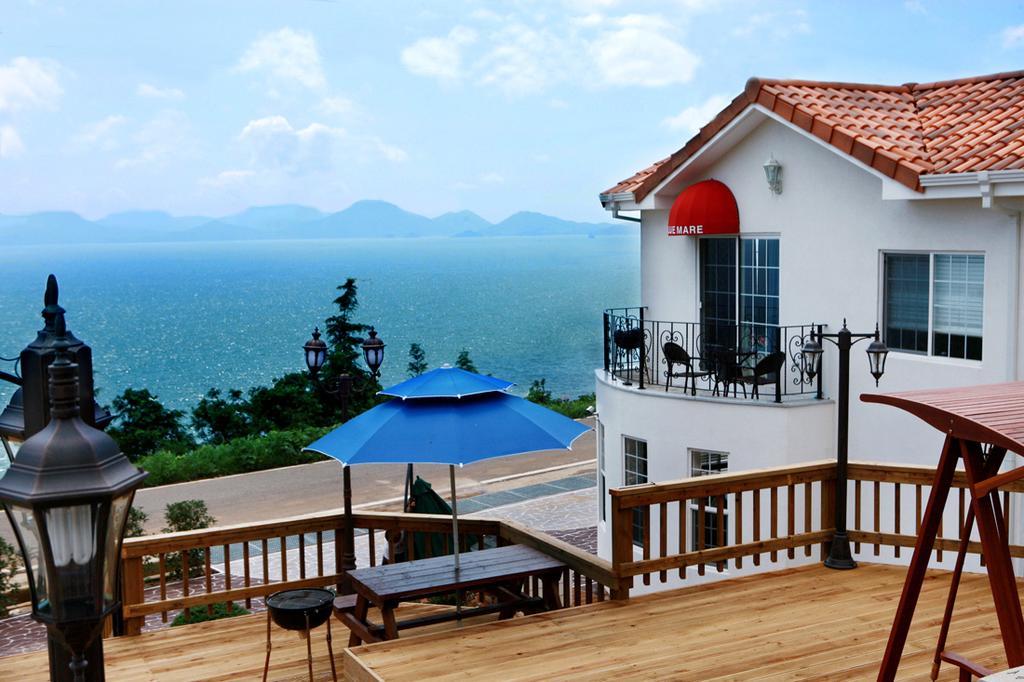 Namhae Bluemare Pension ภายนอก รูปภาพ