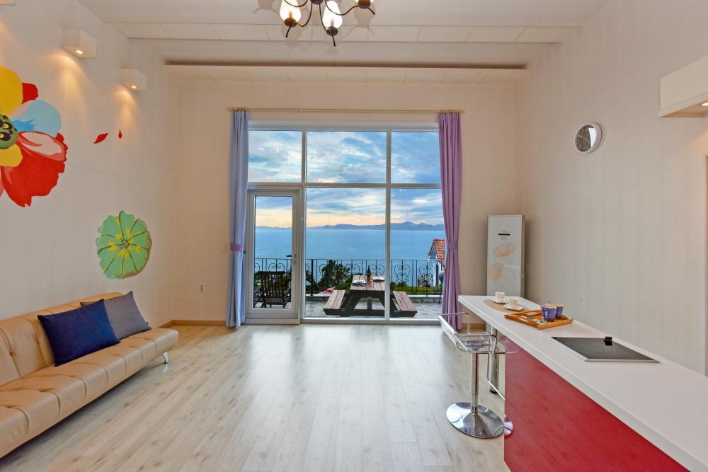 Namhae Bluemare Pension ภายนอก รูปภาพ