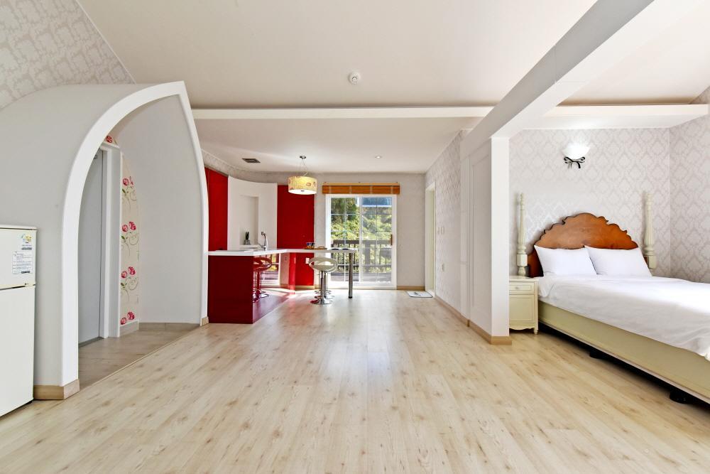 Namhae Bluemare Pension ภายนอก รูปภาพ