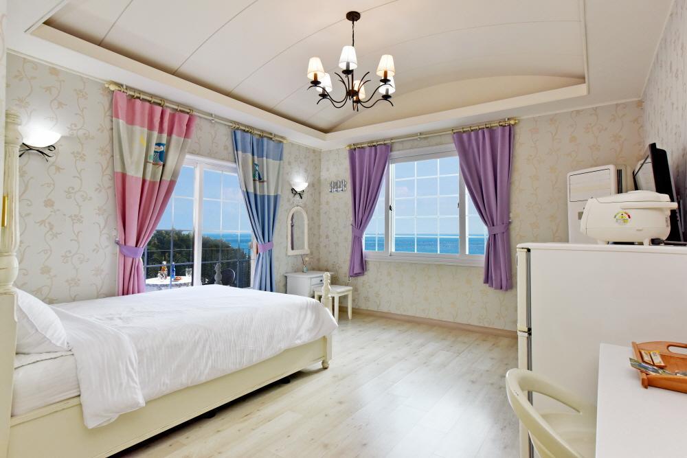 Namhae Bluemare Pension ภายนอก รูปภาพ